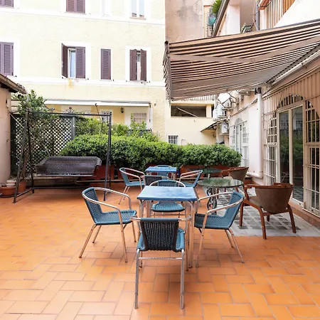 Bed & Breakfast Giusi - Esquilino Harmony 4*
