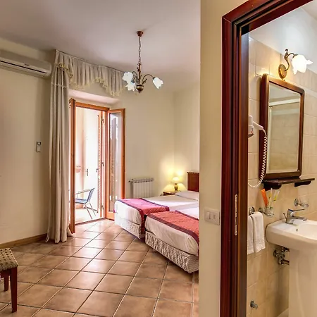 Leoni Di Giada Bed & Breakfast Roma